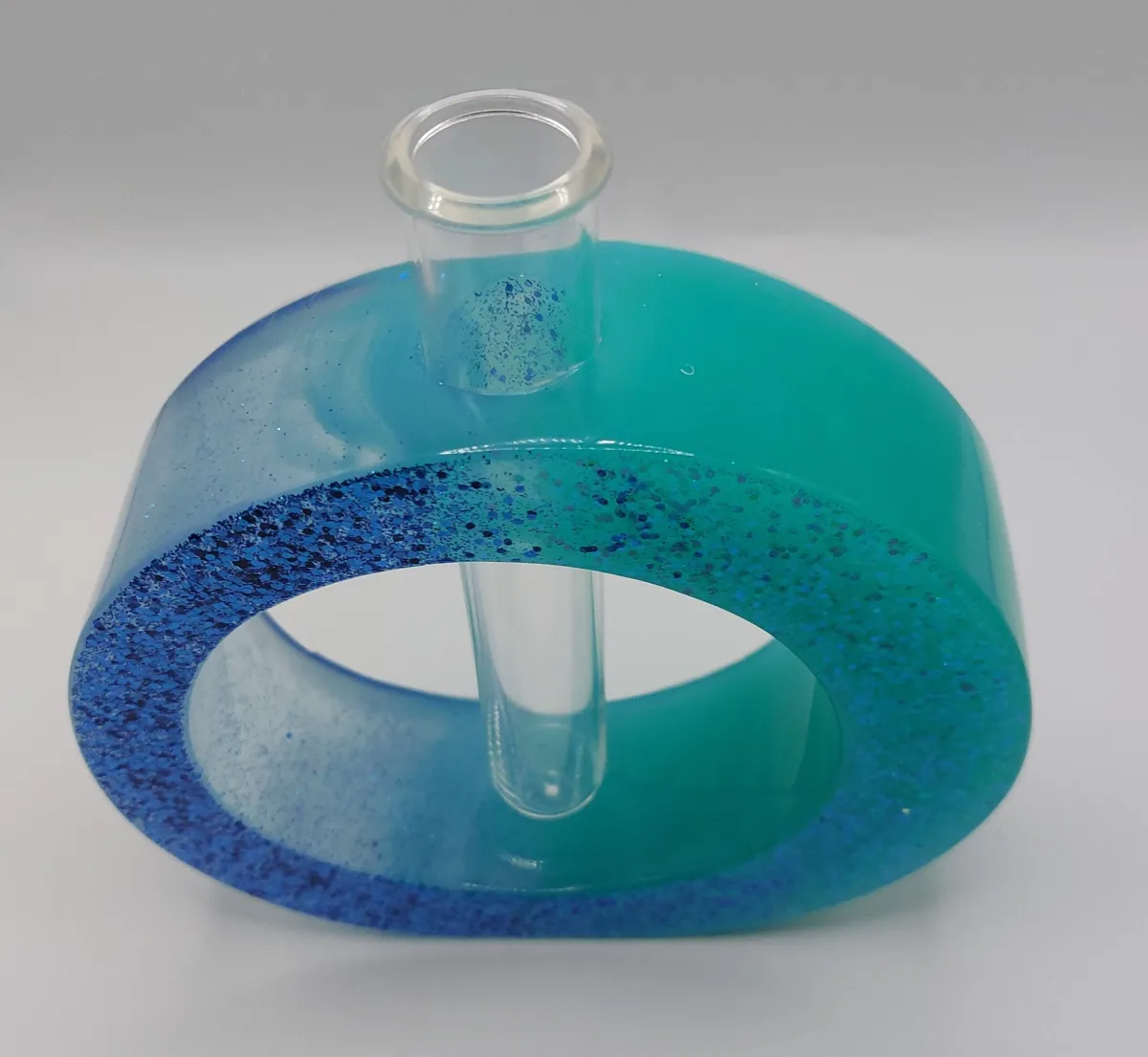 Extra afbeelding van Epoxy O-ring Vaasje met Glaskoker